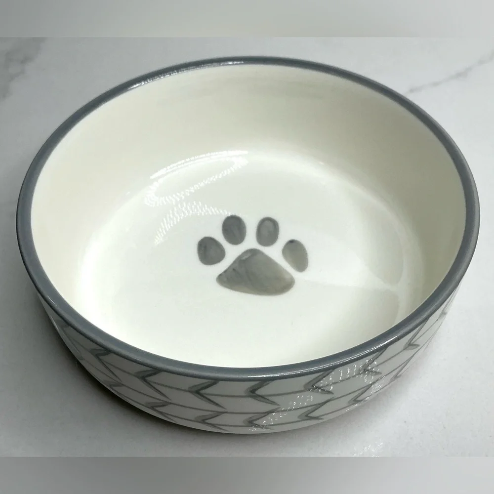 2 Signature Housewares 5